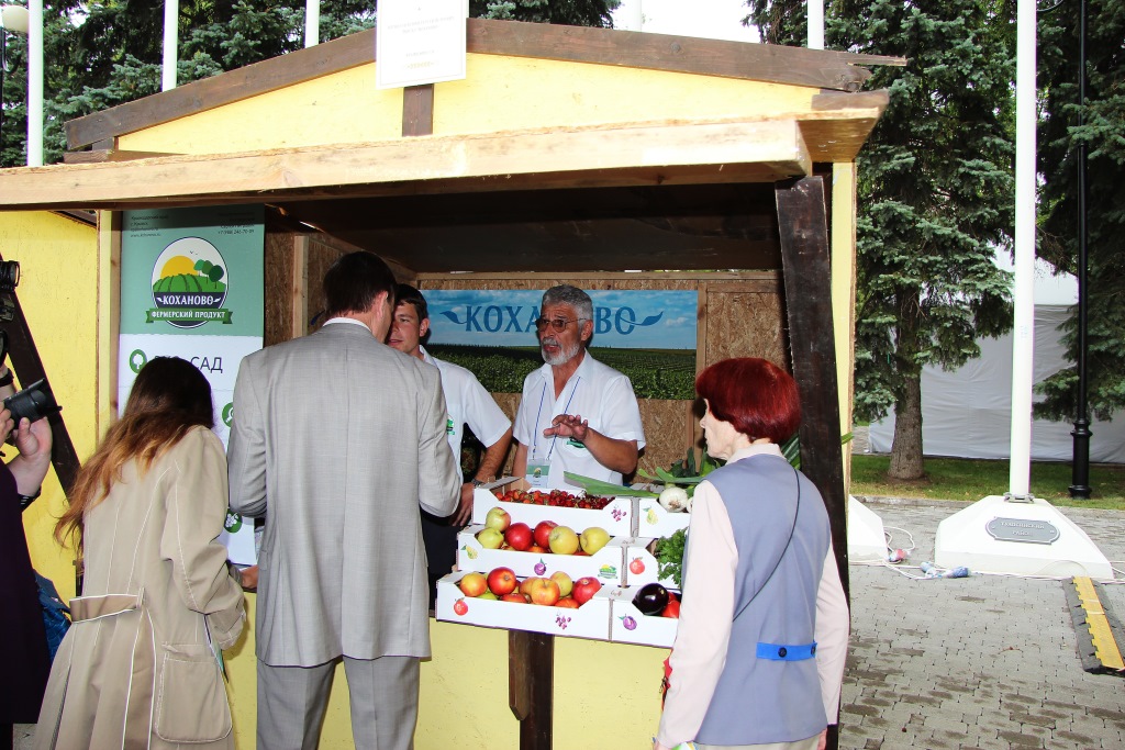 Επίσημη επίσκεψη Γ. Προξένου στην έκθεση αγροτικού τουρισμού μετά από πρόσκληση του Προέδρου του Περιφερειακού Κοινοβουλίου της Περιφέρειας Κρασνοντάρ κ. Βλαντίμιρ Μπεκέτοφ (Κρασνοντάρ)
